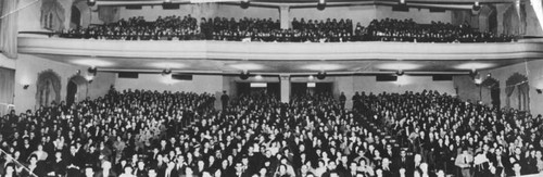 Evening Herald and Express oratorical contest audience