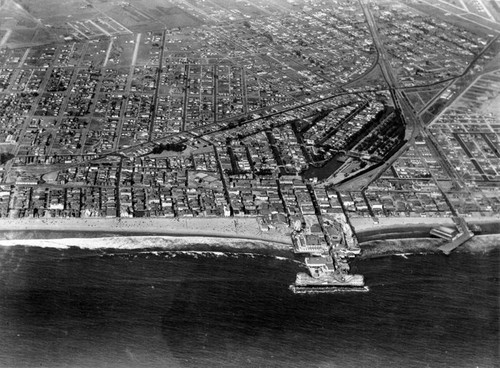 Venice Beach and pier