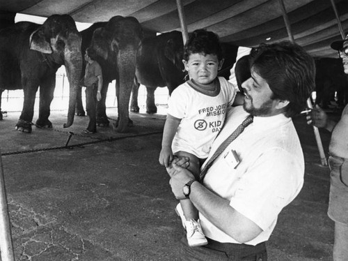 Fred Jordan Skid Row children at circus