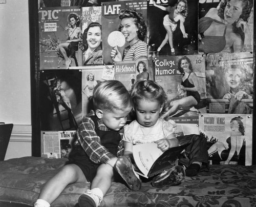 Model Mothers at the Ambassador Hotel, view 7