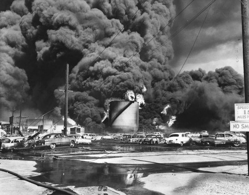 Hancock Oil Refinery fire