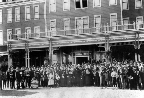 Pasadena Band at the Raymond Hotel