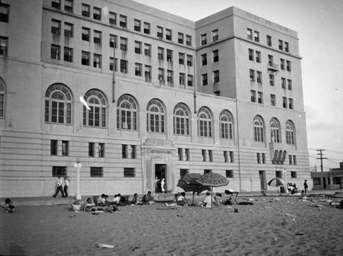 Exterior view, Surf and Sand Club