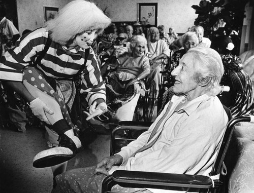 Clowning around at Briar Oaks Nursing Home