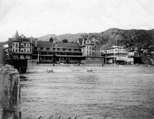 Hotel Metropole and bay, Santa Catalina Island