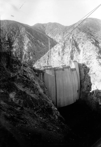 Construction of the Pacoima Dam