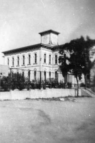 Old Los Angeles High School, new location