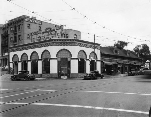 Corner of Lafayette Park Place and 7th Street