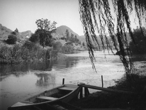 Boat on the shore of Lake Sherwood