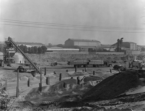 Equipment used to pour cement