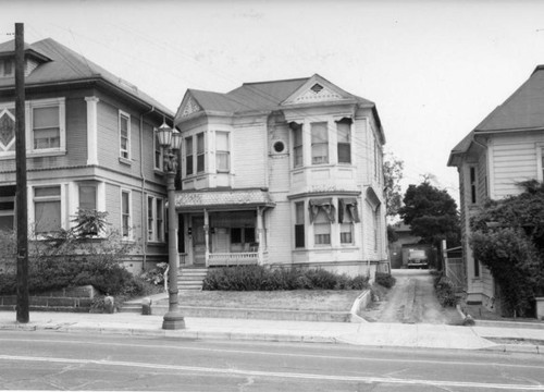 S. Grand Avenue residences, Bunker Hill