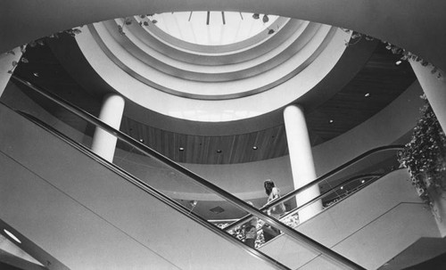 Glendale Nordstrom store, interior