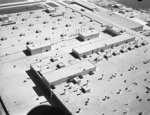 Ford Motor Co., Mercury Plant, Washington and Rosemead, looking south