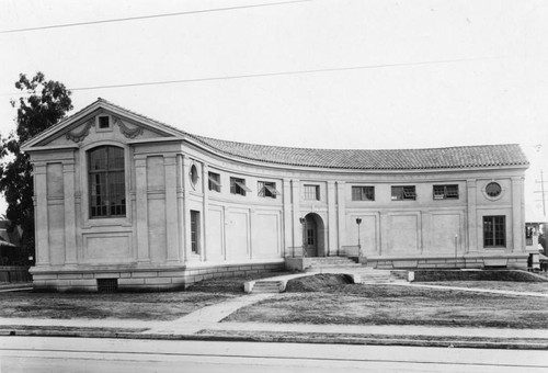 Early view of the Lincoln Heights Branch Library