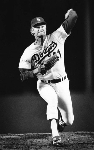 Pitcher Jerry Reuss