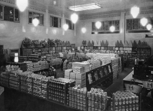 Hattem's Market interior