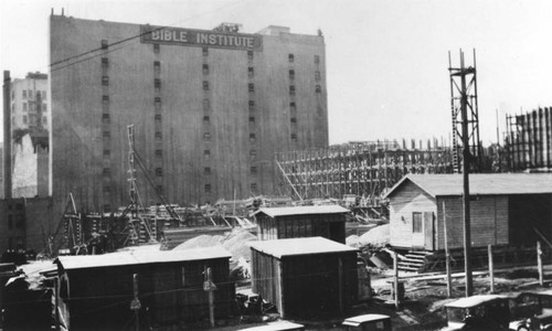 LAPL Central Library construction, east wing from n.e. corner