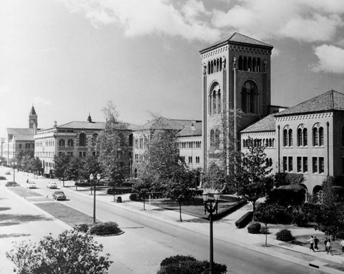 Scenic view of Bovard Hall, U.S.C