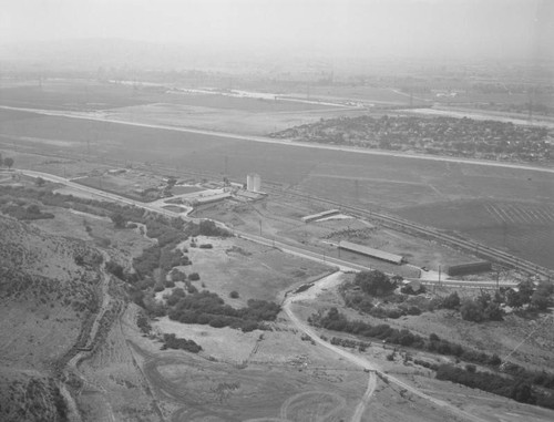 Pellissier Dairy Farms, Workman Mill Road, looking southwest