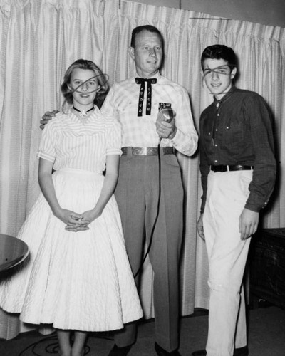 Square dance caller, Chuck Hills