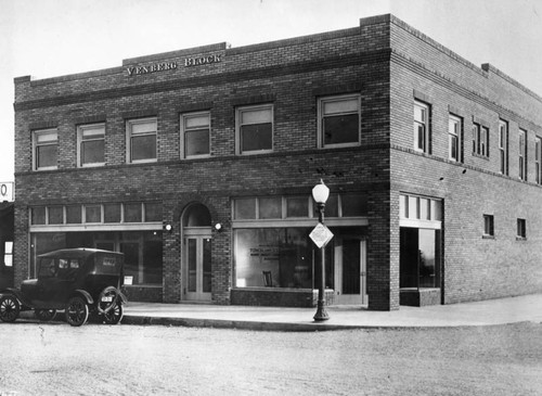 Venberg Block, Temple City