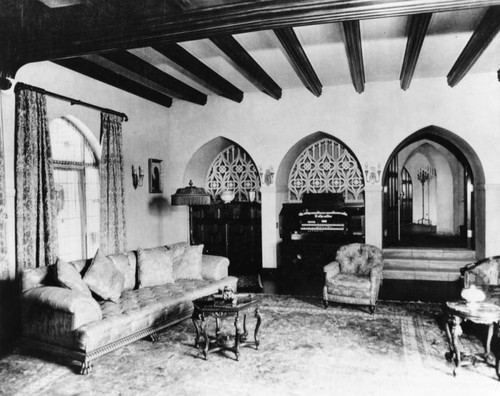 Byron J. Badhan residence, interior