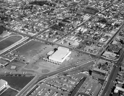 Santa Monica Civic Auditorium, looking east