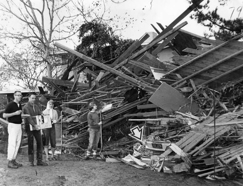 Baldwin Hills Reservoir disaster cleanup