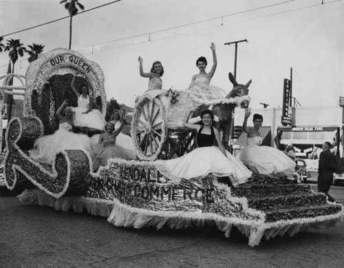 "Days of the Verdugos" parade