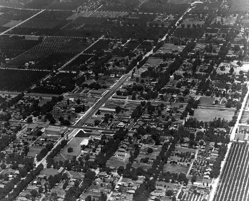 Aerial view of Glendora in 1924