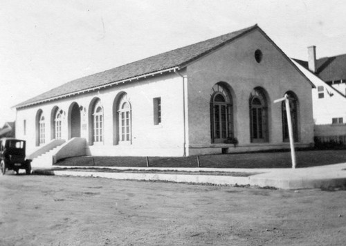 Pio Pico Branch Library