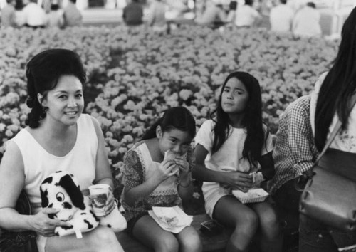 Betty and Noreen Hon with friend