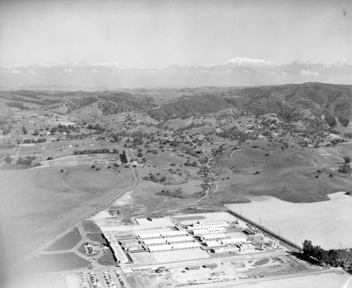 Union Oil Company Research Center, looking north, Valencia Avenue along the left