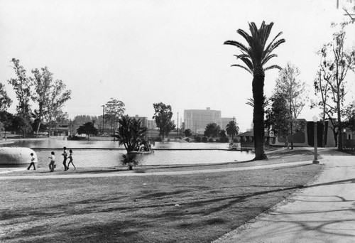 View across pond in Lincoln Park