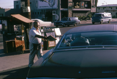 Newspaper vendor, Hollywood