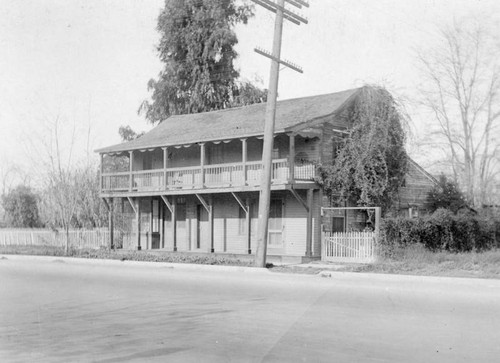 Cecil house in El Monte