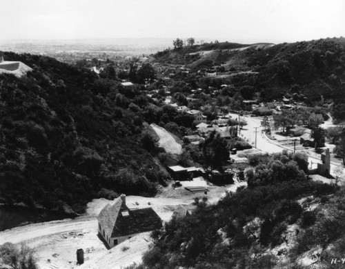 Hollywood land from hillside