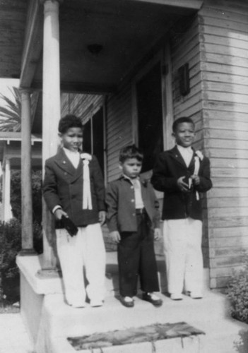 Children on porch