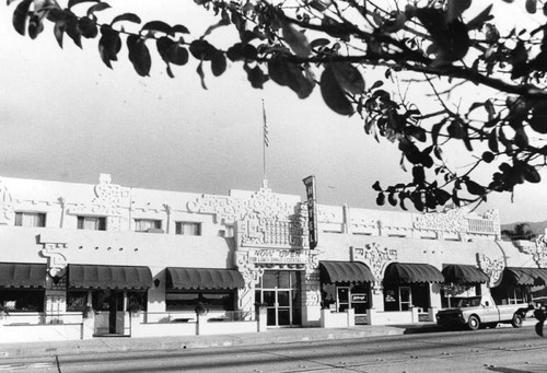 Aztec Hotel, exterior