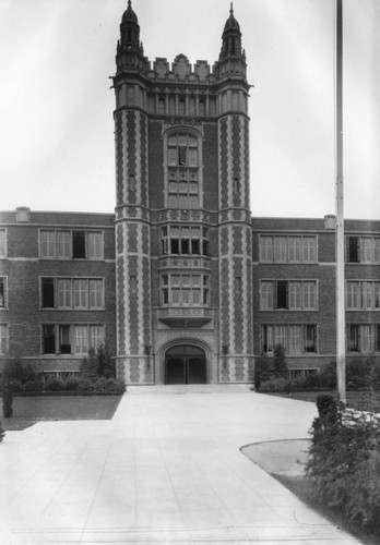 Los Angeles High School