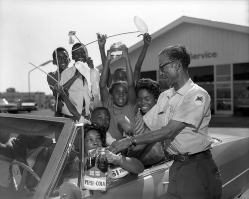 Mobil Service Station on Arlington Avenue