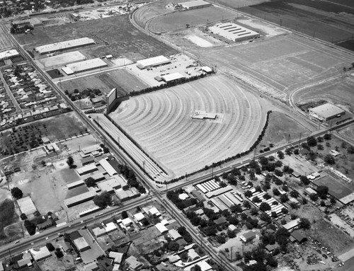 Vineland Drive-In, City of Industry, looking west