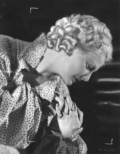 Publicity photo of Thelma Todd