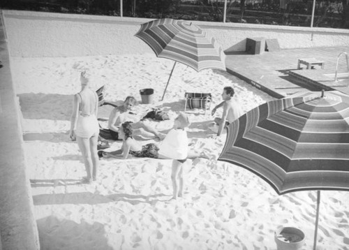 Beverly Hills Hotel pool area