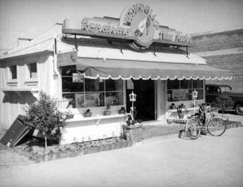 Mondello shoe repair, Leimert Park