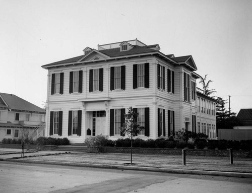 Exterior view of Widney Hall, U.S.C