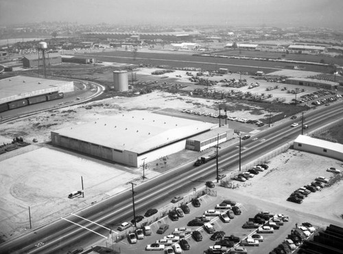 Slauson Avenue and Garfield Avenue, Commerce, looking east