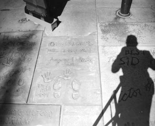 Gregory Peck, Grauman's Chinese Theater