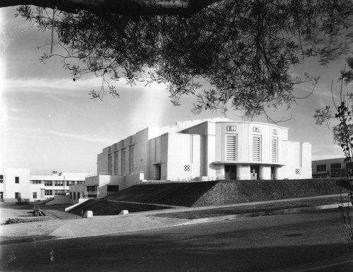 San Pedro High, view 3