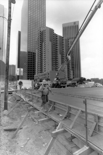 Construction of Disney Hall parking structure